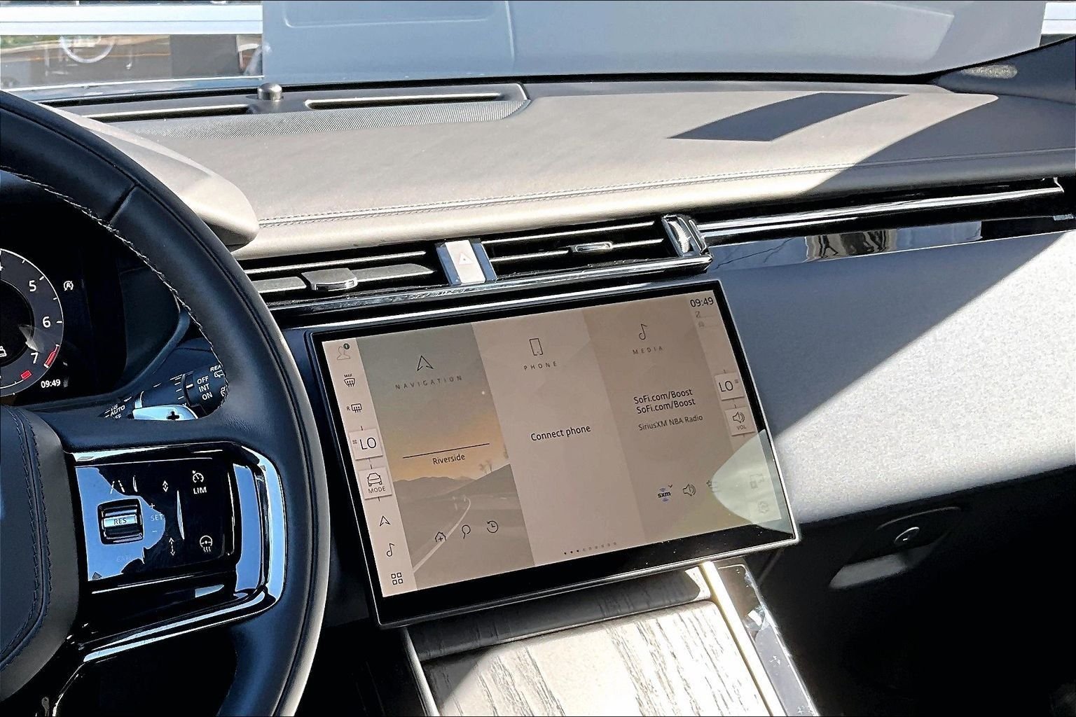 2026 Land Rover Range Rover Velar Dynamic SE - Photo 7