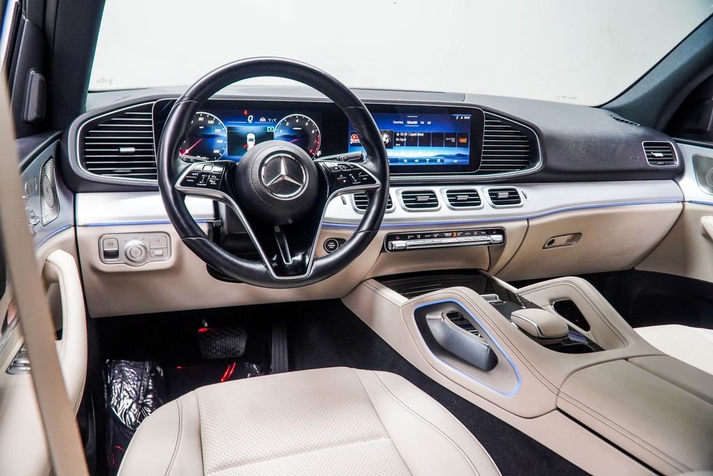 Used 2025 Black Mercedes-Benz GLE 350 image 16