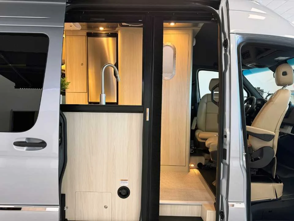 New 2026 SILVER AIRSTREAM  image 42