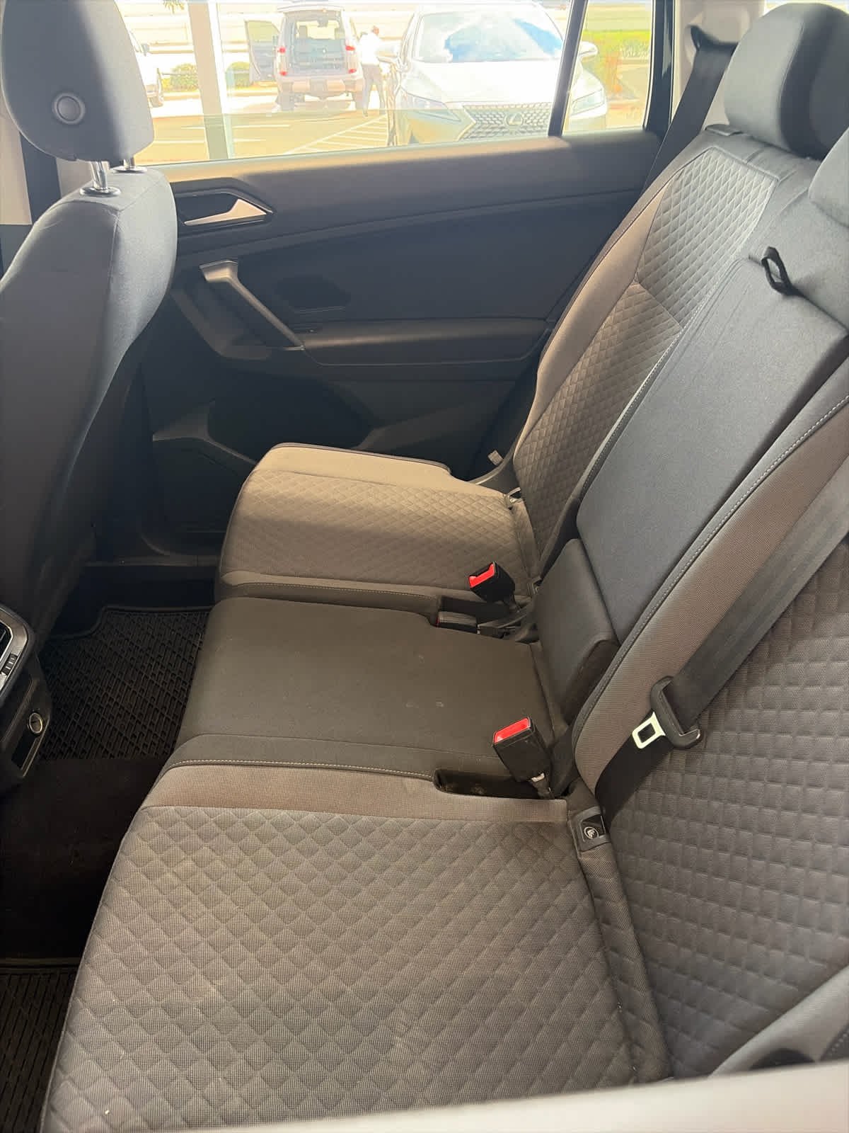 Used 2018 Deep Black Pearl Metallic Volkswagen S image 6