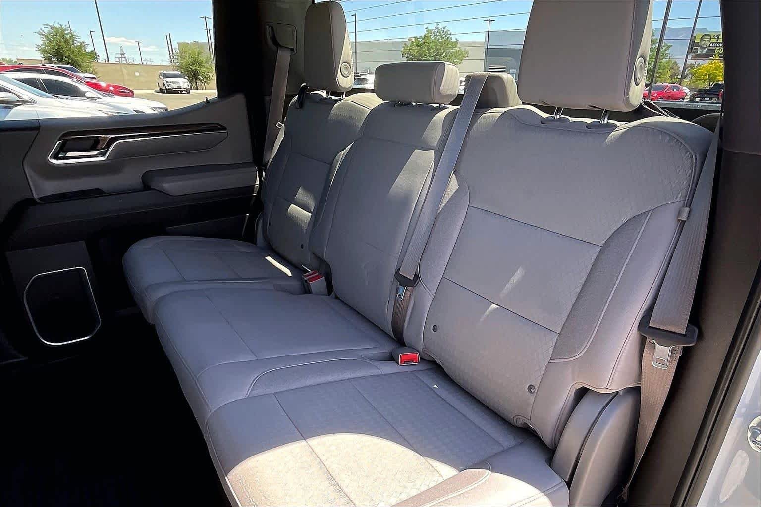 2023 Chevrolet Silverado 1500 LT - Photo 20