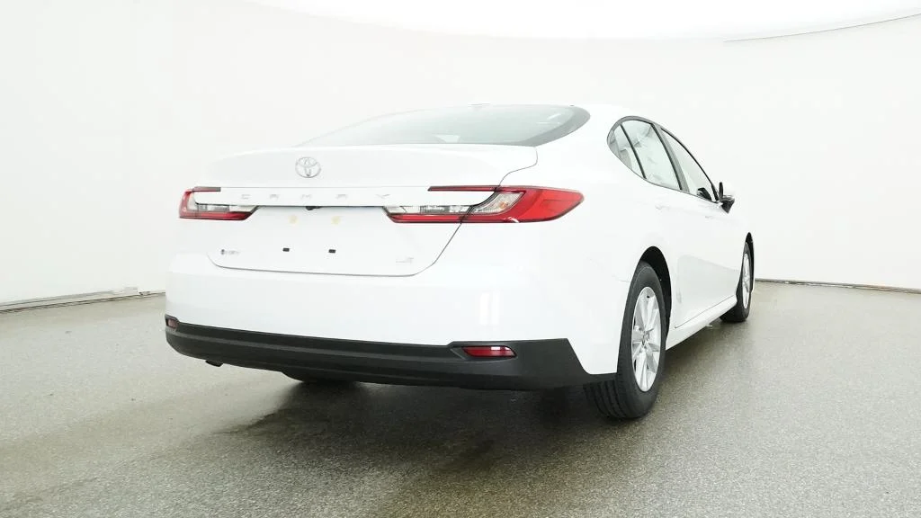 New 2026 Ice Cap Toyota LE image 21