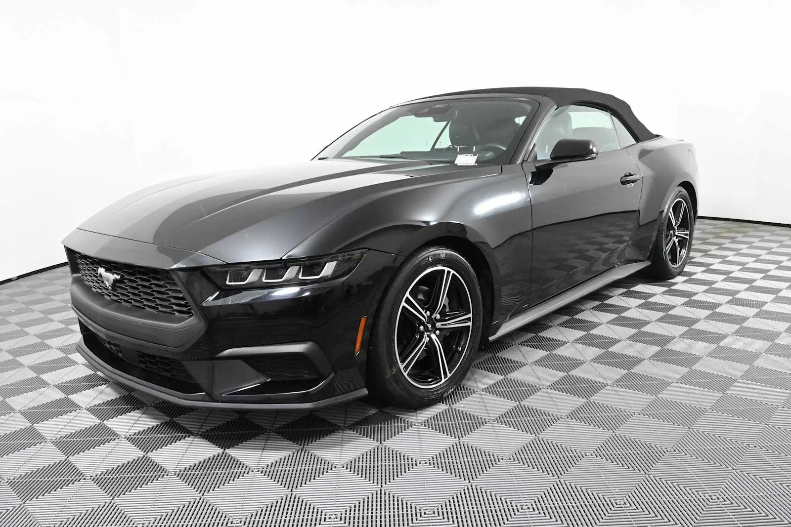 Used 2024 Shadow Black Ford EcoBoost Premium image 7