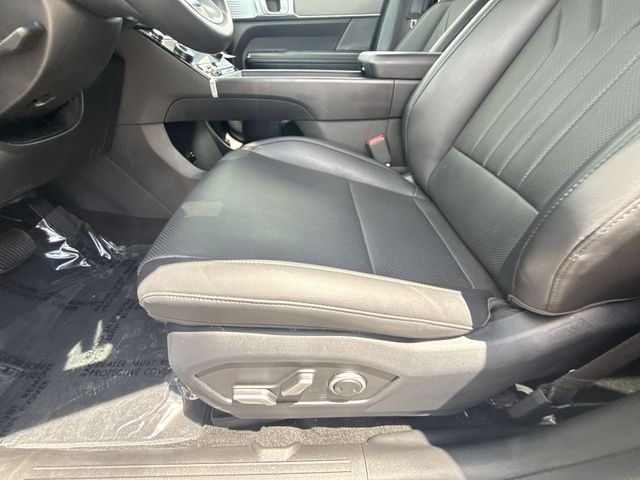 Used 2025 Gray Hyundai SEL image 12