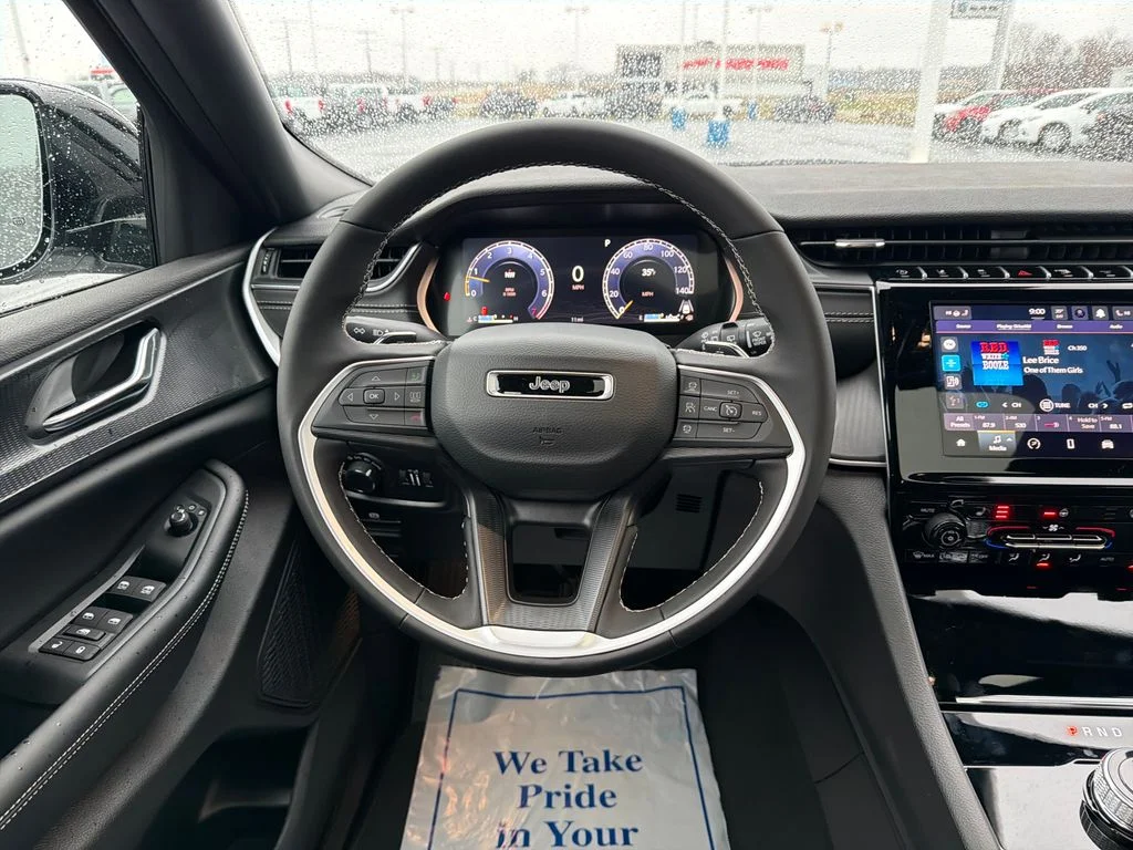 2025 Jeep Grand Cherokee L Altitude - Photo 13