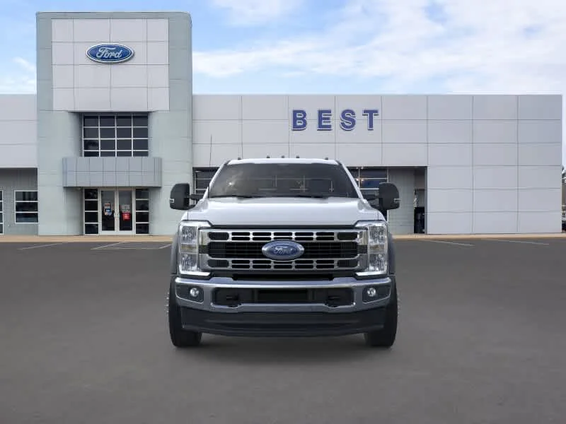 2025 Ford F-550 Super Duty Chassis Cab XL - Photo 28