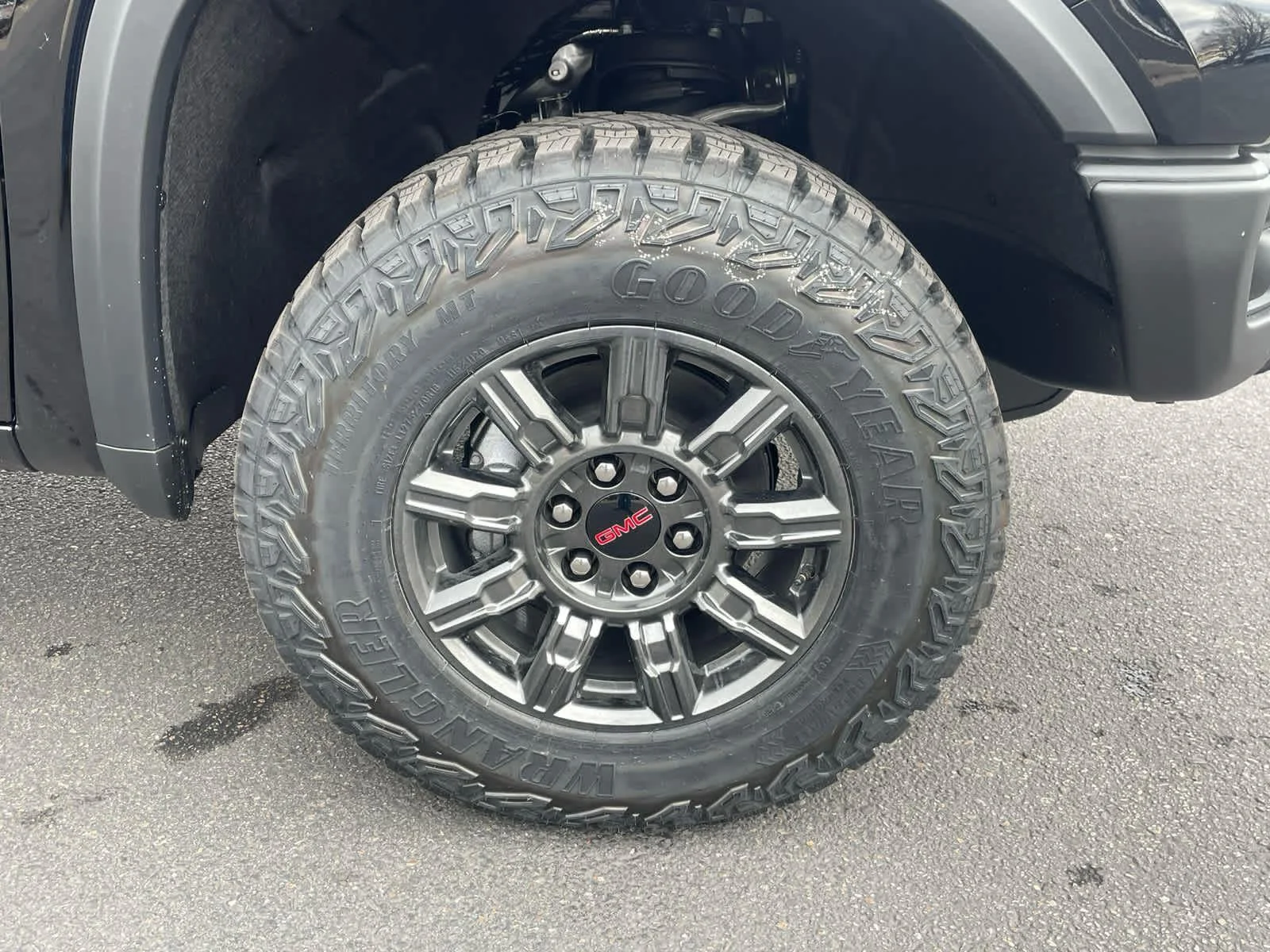 2026 GMC Sierra 1500 AT4X - Photo 12
