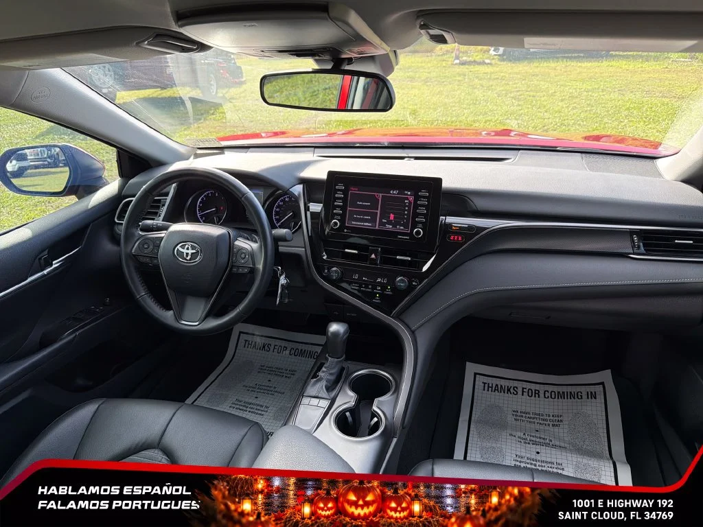 Used 2024  Toyota SE image 29