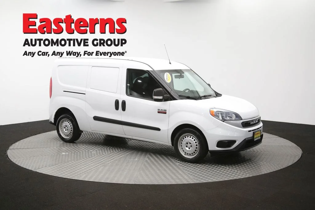 Used 2022 White Ram Base image 46