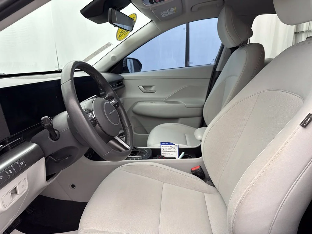 2024 Hyundai Kona SEL SUV Slide 14