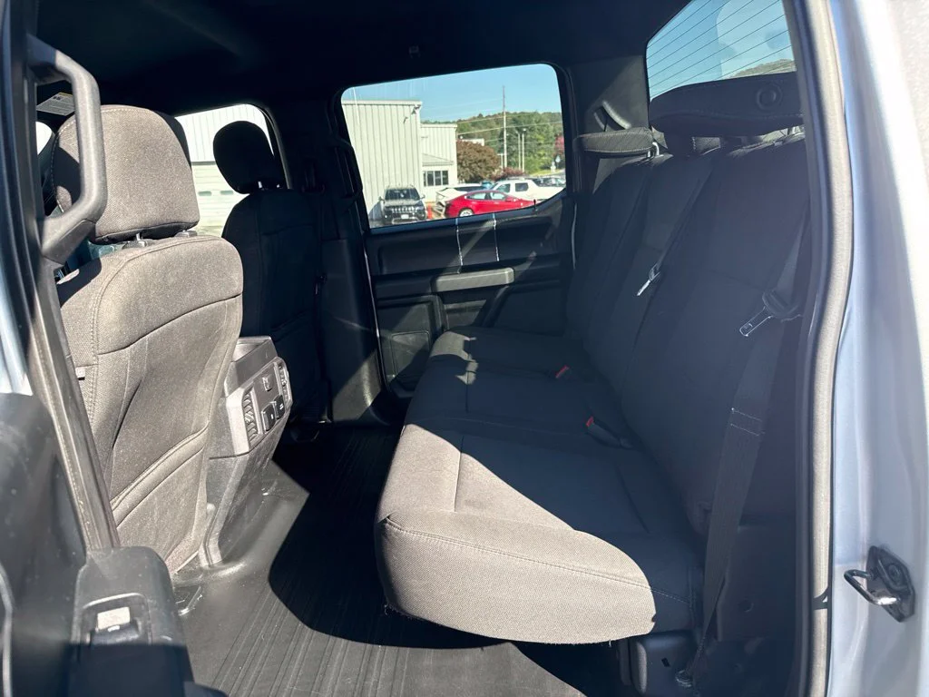 Used 2018 Silver Ford XLT image 6