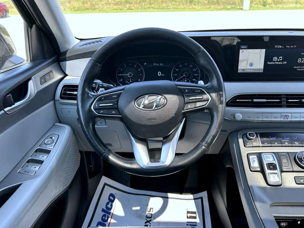 Used 2021 Black Hyundai SEL image 12