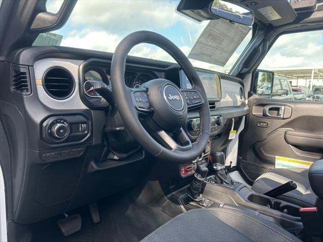 2025 Jeep Wrangler 4-Door Willys - Photo 11