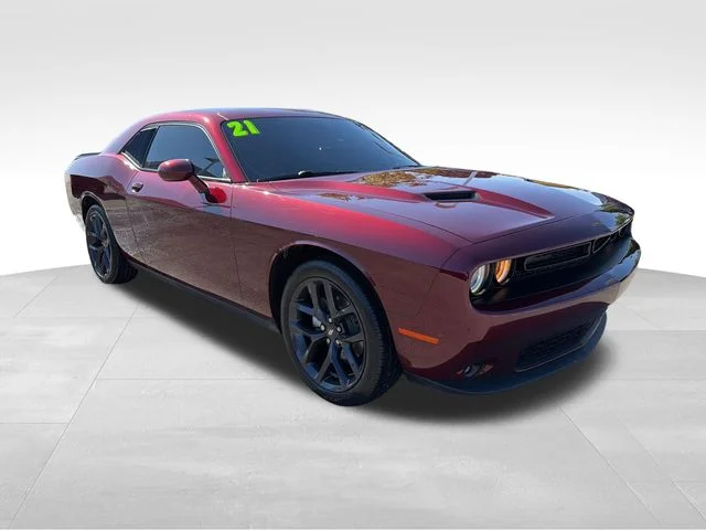 2021 Dodge Challenger SXT Auto's photo