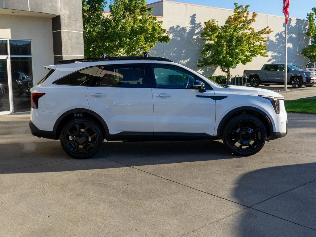 New 2026 Glacial White Pearl Kia X-Line EX AWD image 8