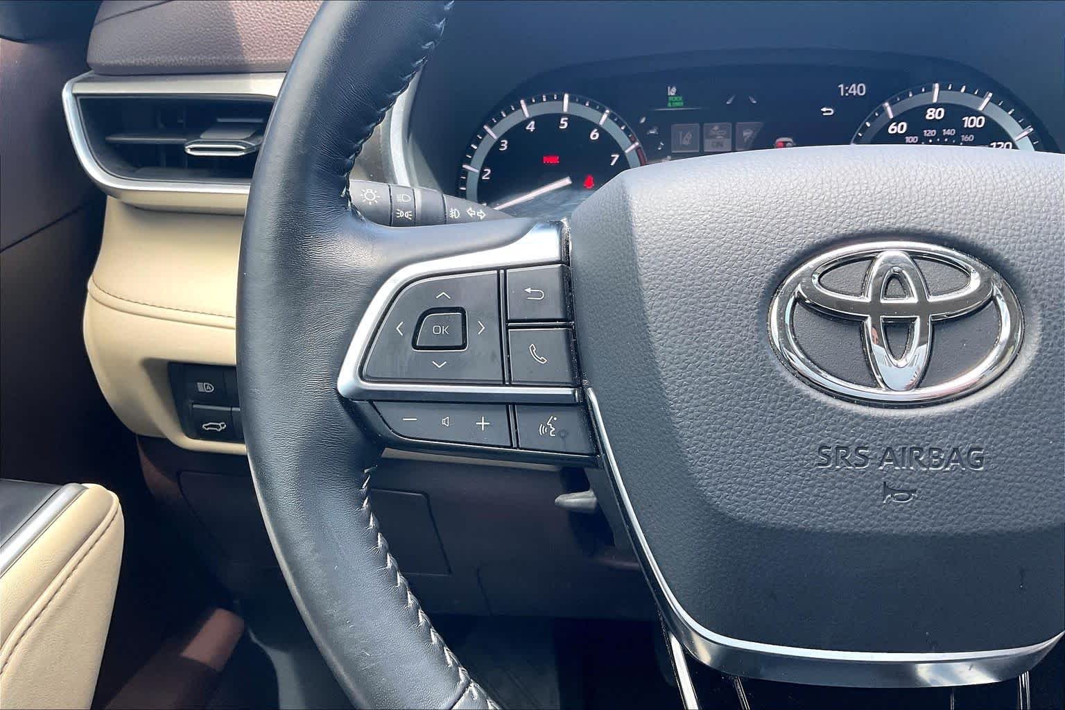 Used 2021 Moon Dust Toyota XLE image 24