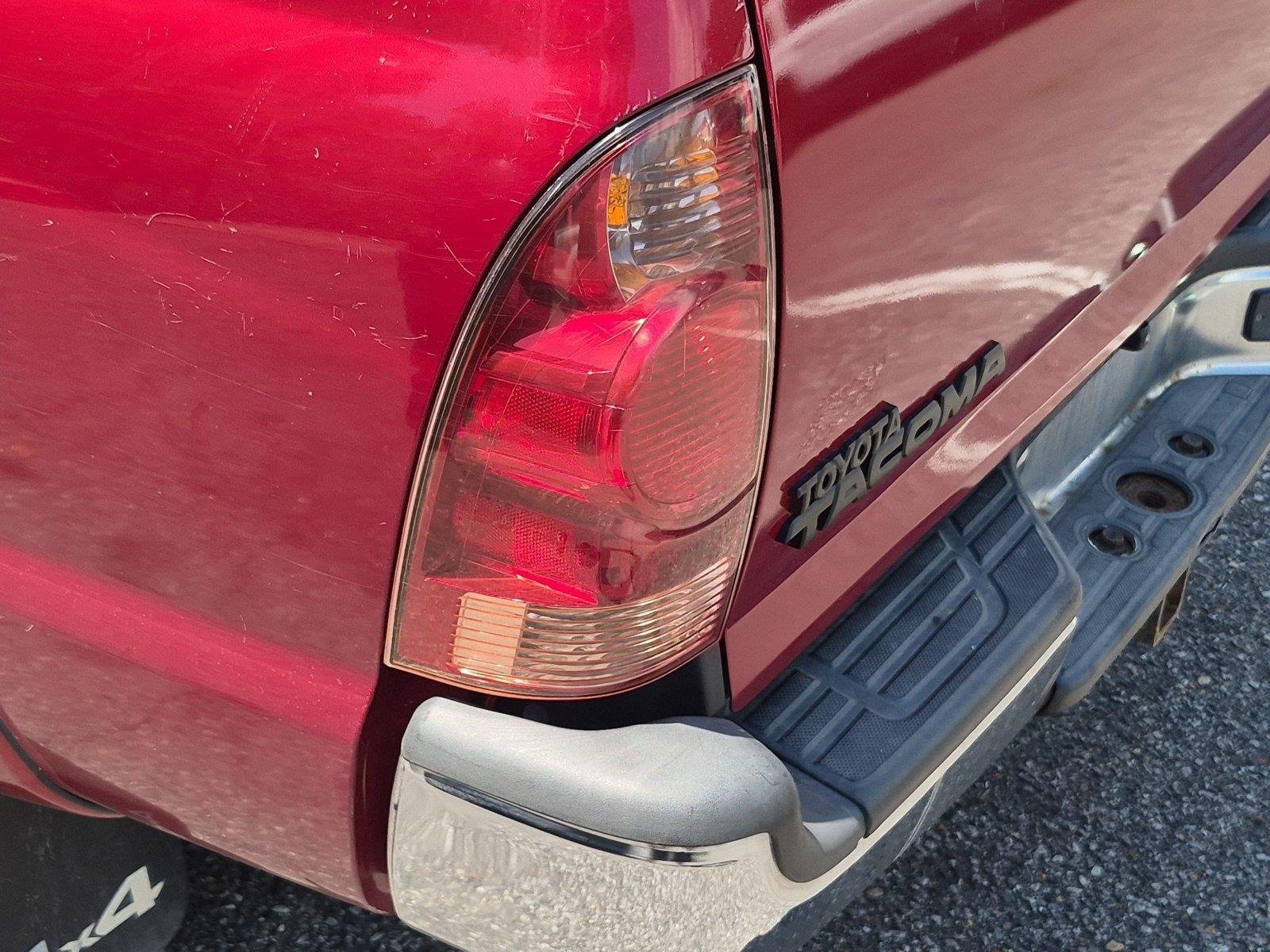 Used 2007  Toyota  image 12