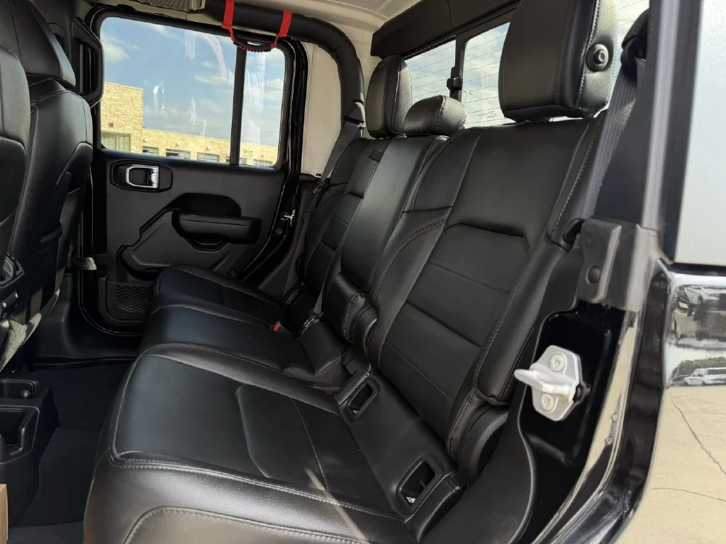 Used 2023 Black Jeep Texas Trail image 27