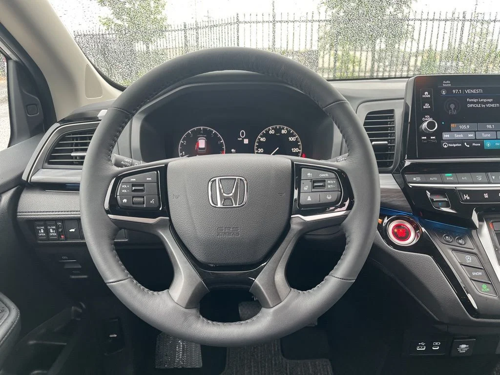 2026 Honda Odyssey Elite - Photo 18