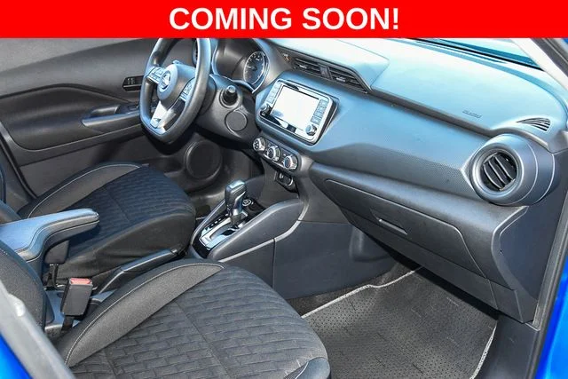 Used 2021 Blue Nissan S image 22