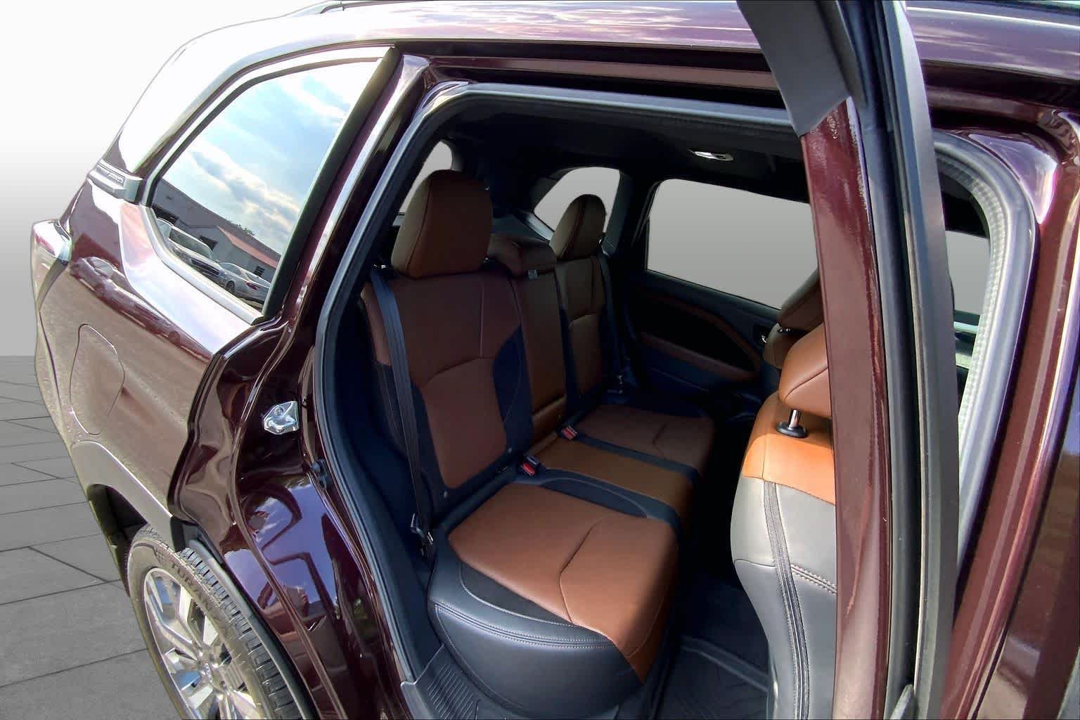 Used 2026 Dark Mahogany Pearl Subaru Touring Hybrid image 17