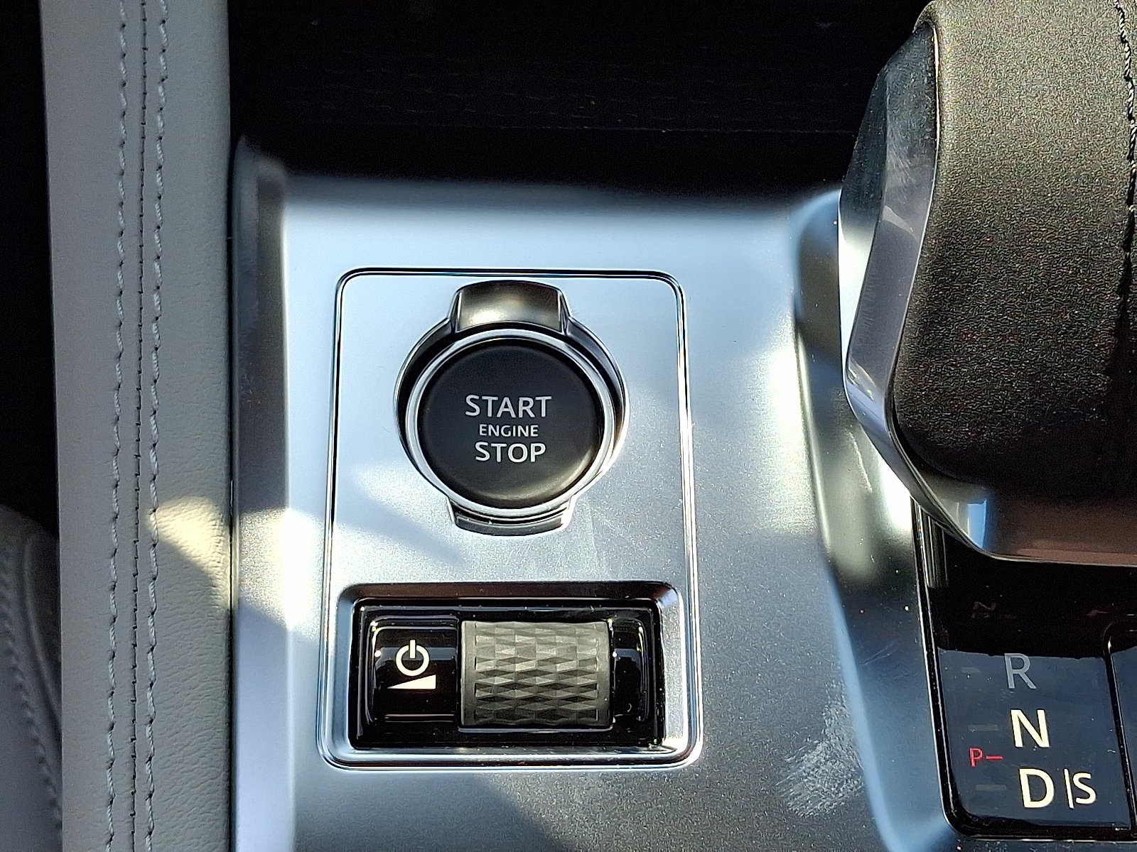 2026 Jaguar F-Pace R-Dynamic S - Photo 18