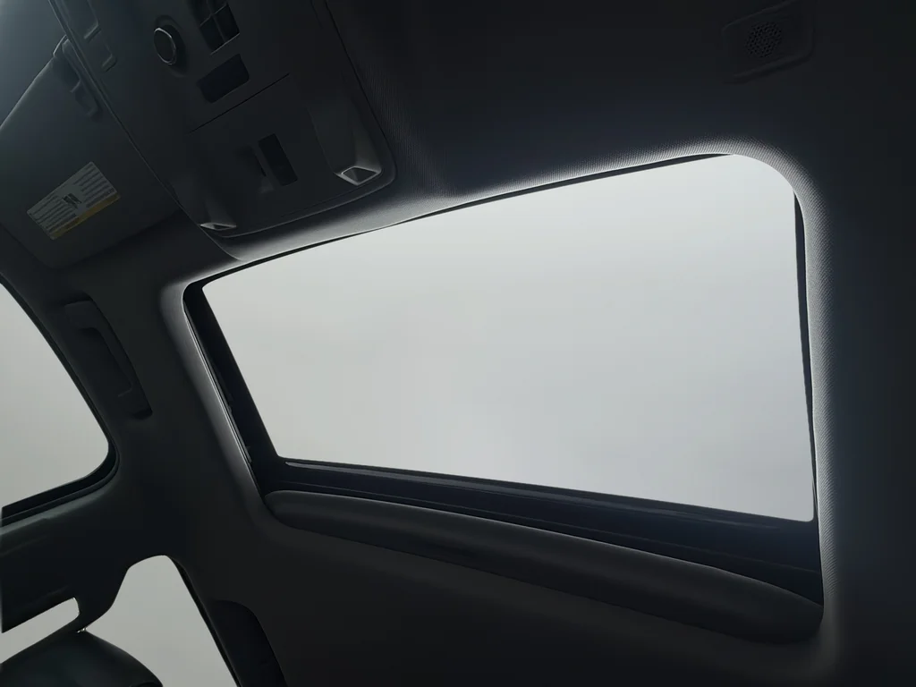 Used 2020 Black GMC Denali image 29