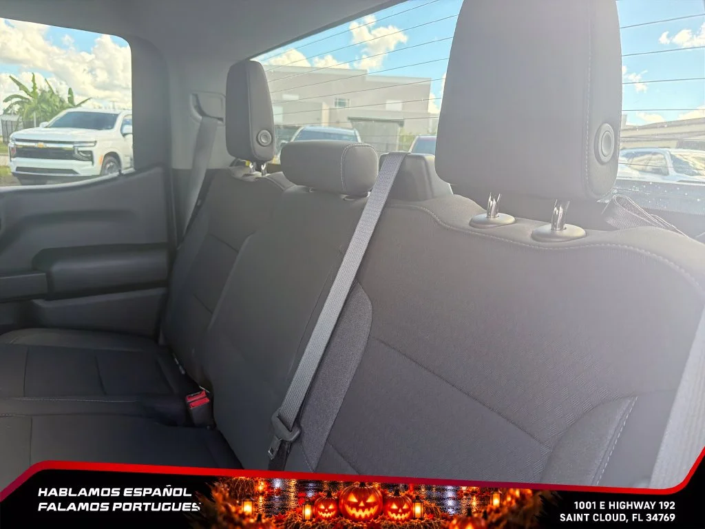 Used 2024 Summit White Chevrolet Custom image 23
