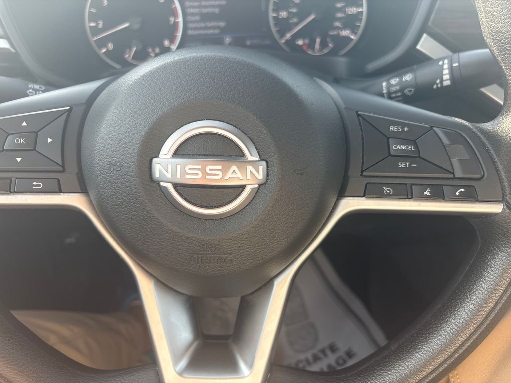 Used 2024 Gray Nissan 2.5 SV image 15