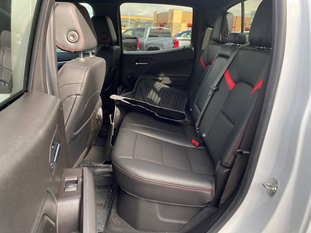Used 2025 Summit White Chevrolet Z71 image 25