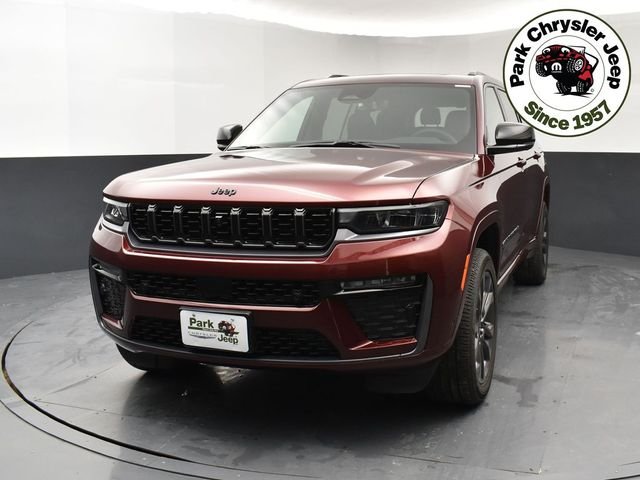 New 2026 Velvet Red Pearl-Coat Exterior Paint Jeep Limited image 2