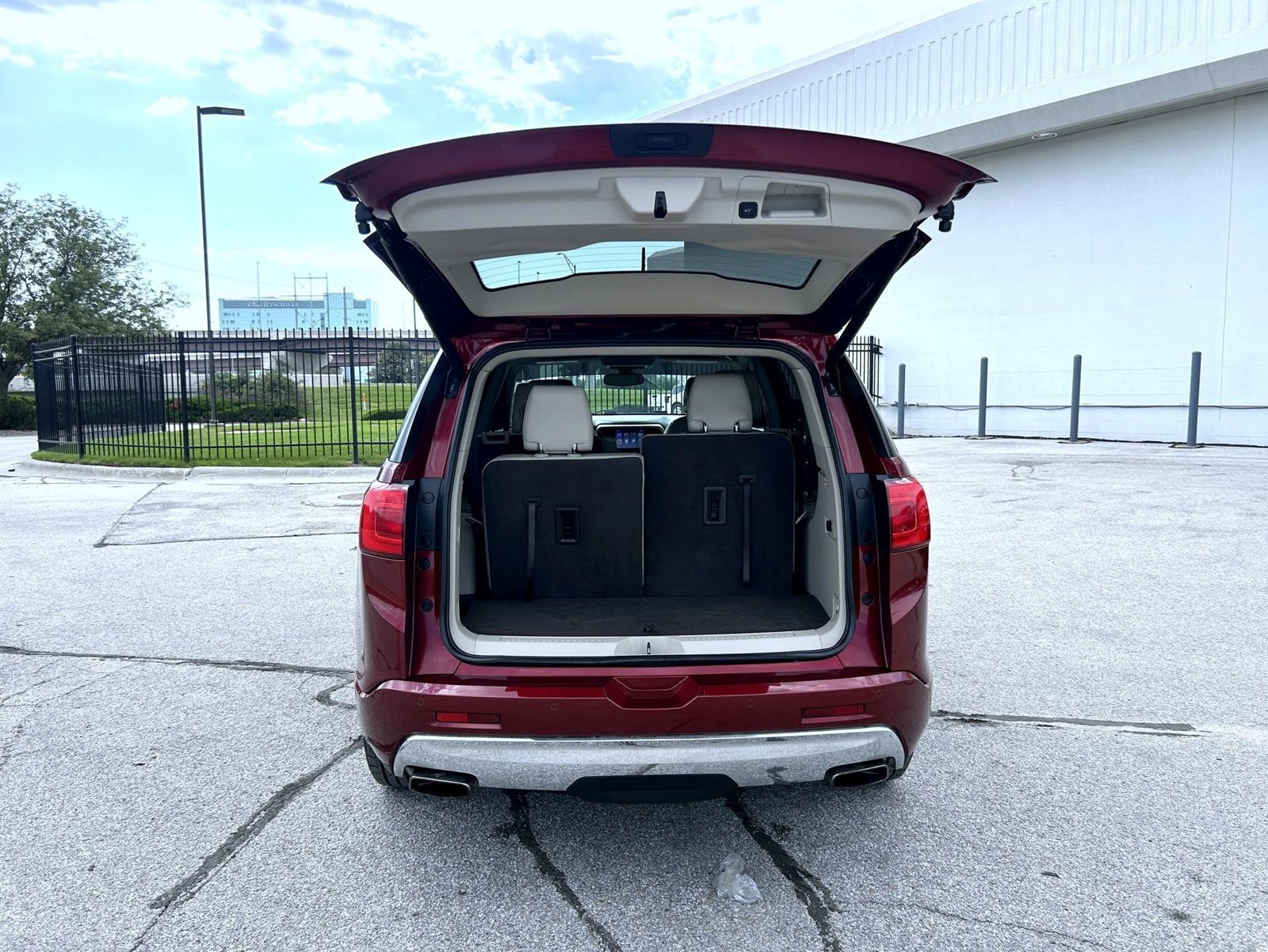 Used 2018 Red GMC Denali image 23
