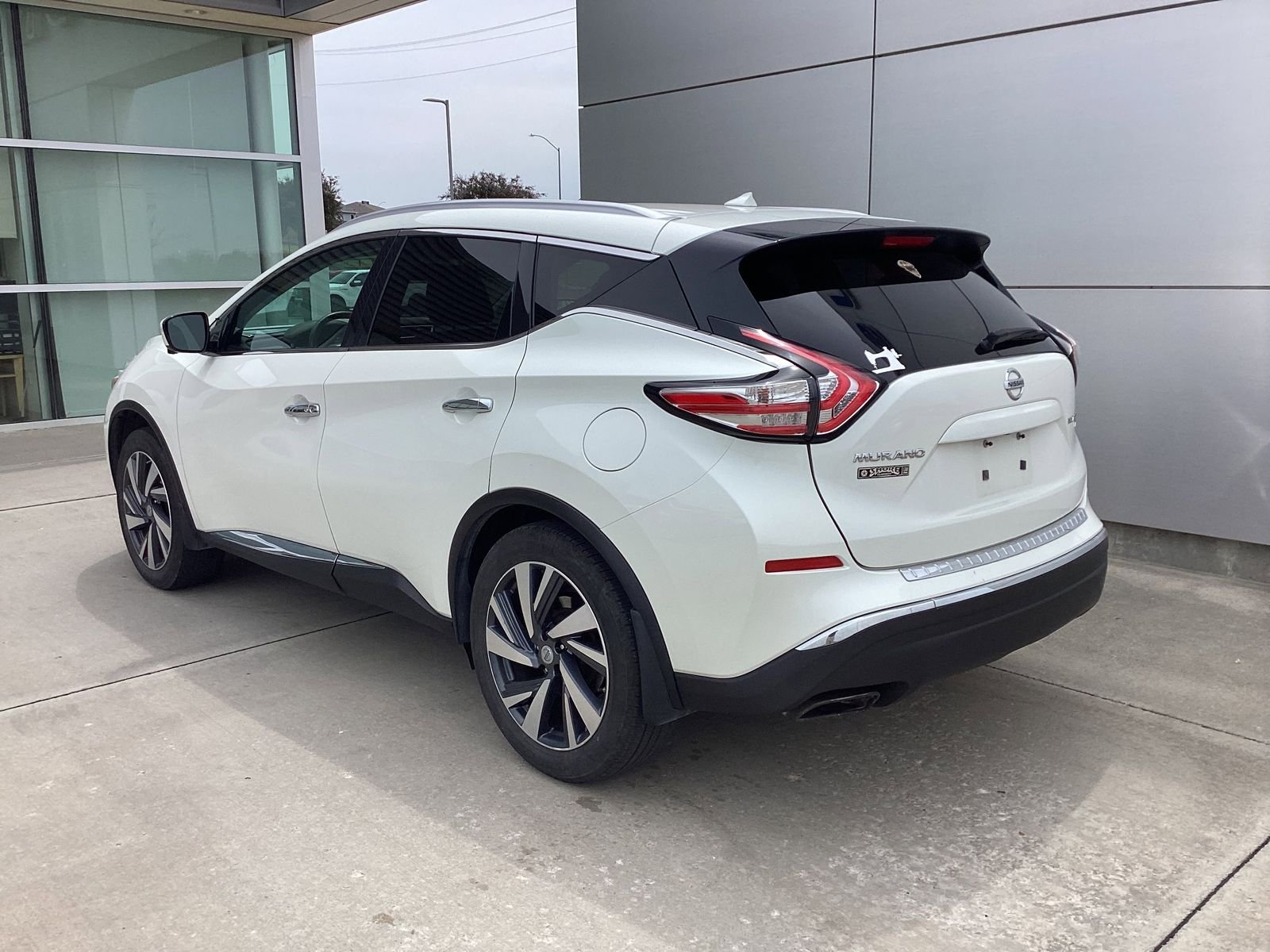 Used 2015 Nissan Murano Platinum with VIN 5N1AZ2MH1FN215027 for sale in Plattsmouth, NE