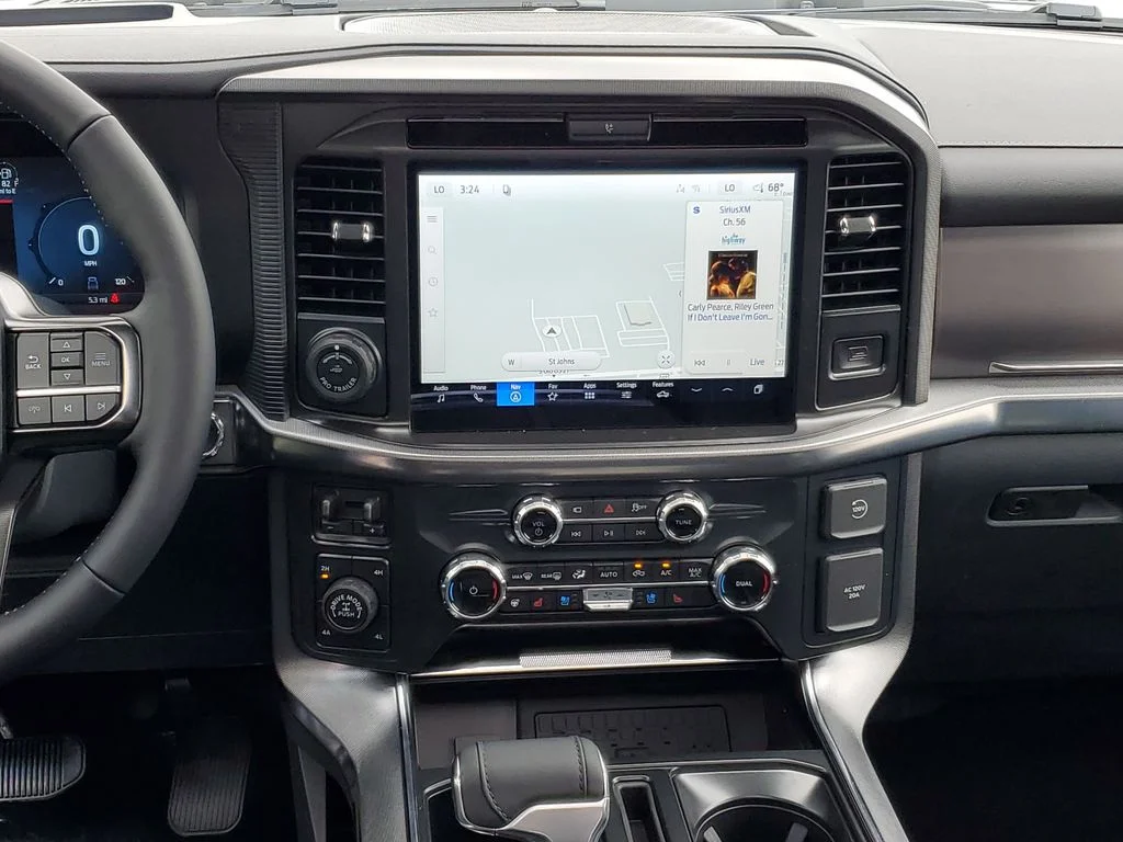 New 2026 Star White Metallic Tri-Coat Ford Platinum® image 25