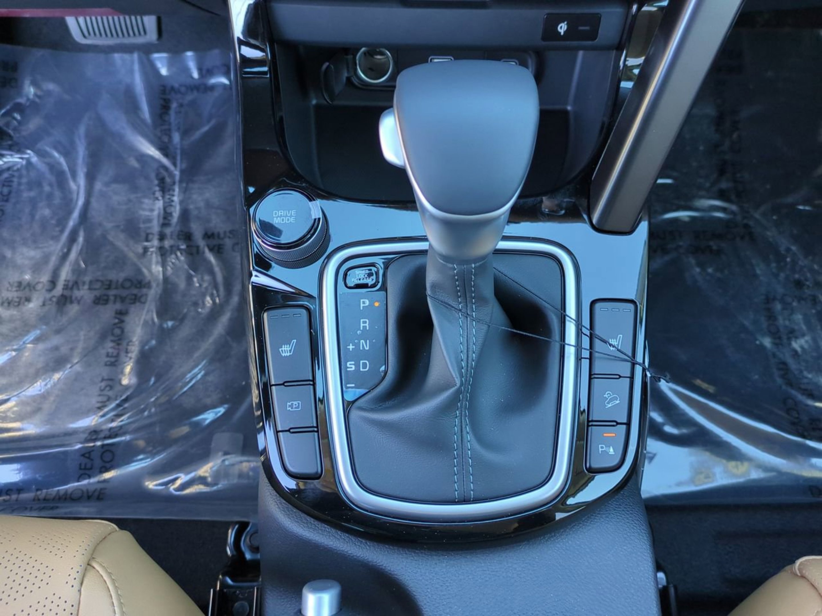 New 2026 Fusion Black Kia EX image 15