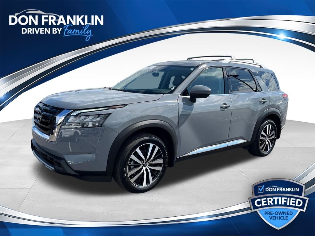 Used 2025 Gray Nissan Platinum image 1
