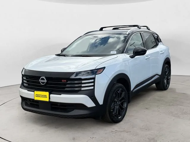 2026 Nissan Kicks 2.0 SR AWD's photo