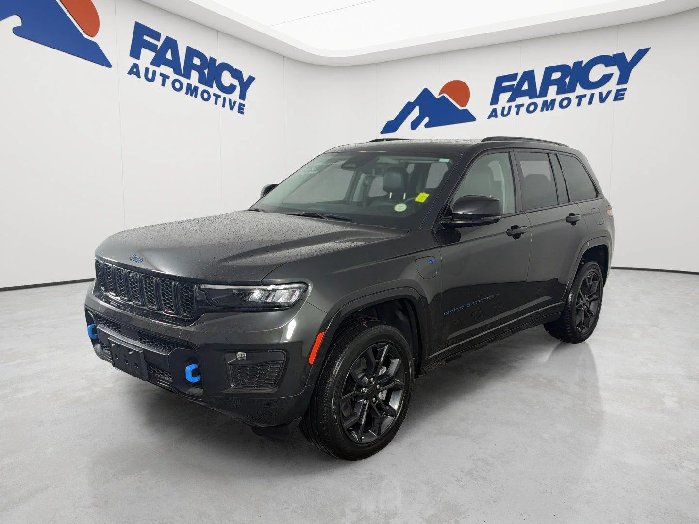 Used 2023 Rocky Mountain Pearlcoat Jeep 30th Anniversary image 1
