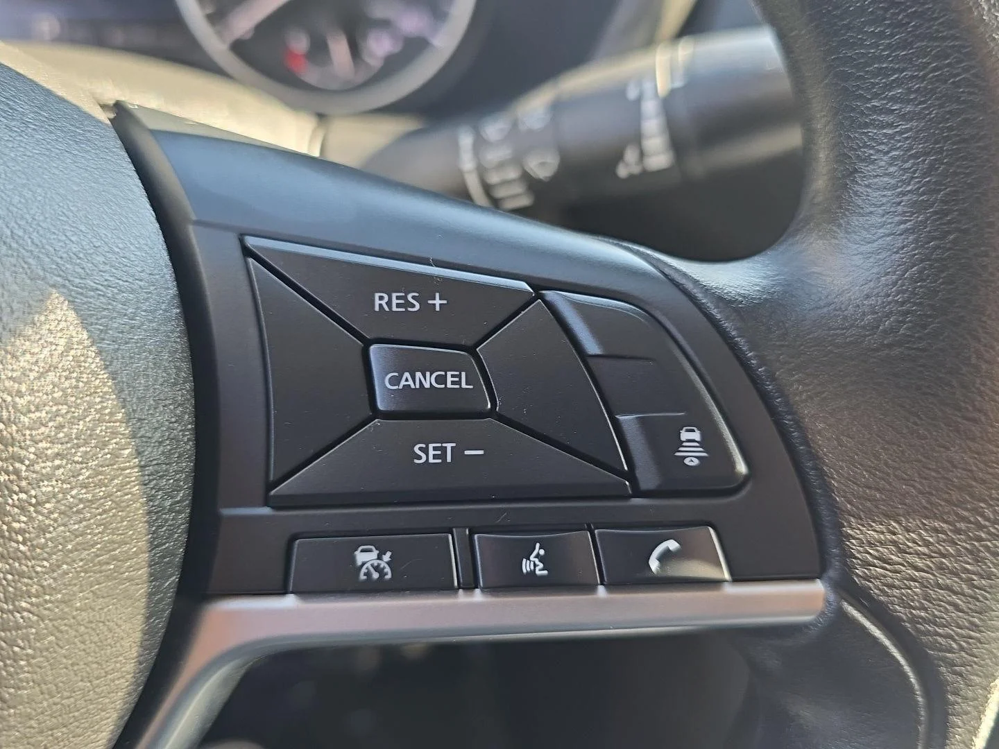 Used 2025 Gun Metallic Nissan SV image 12