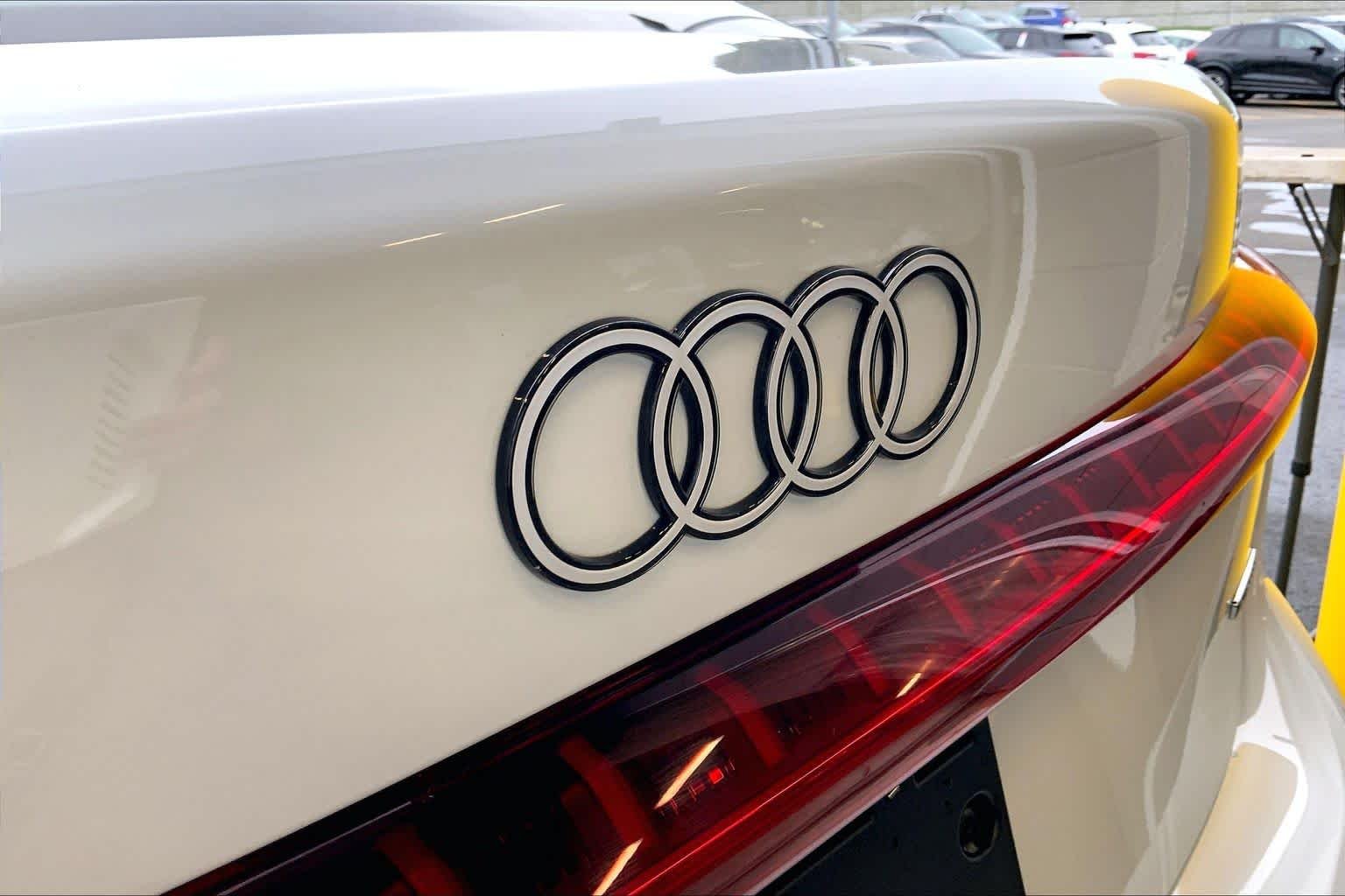 Used 2025 Glacier White Metallic Audi Premium Plus image 31