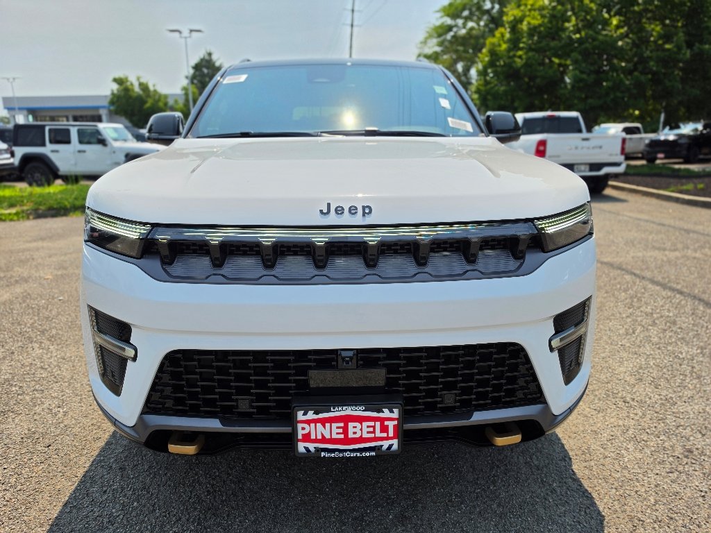 New 2026 White Jeep  image 7