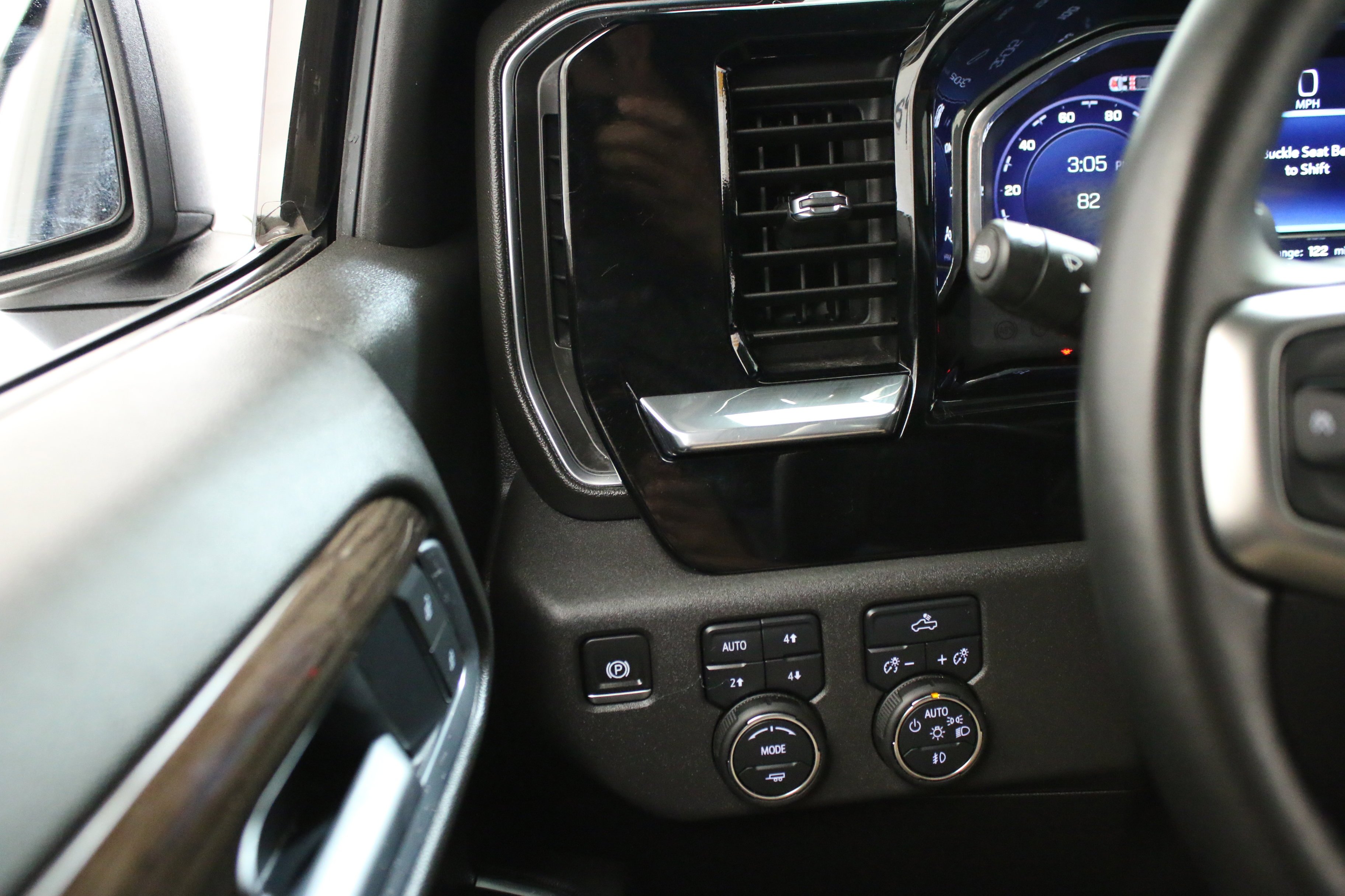 Used 2025 Black Chevrolet LT Trail Boss image 16
