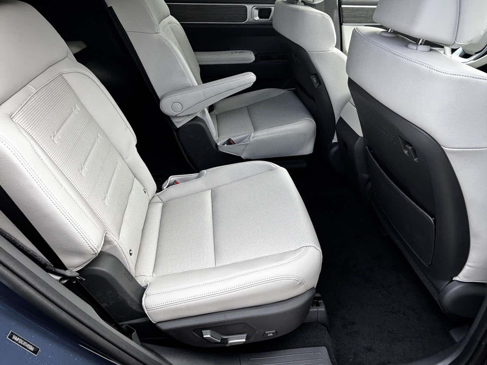 New 2026 Atlantis Blue Hyundai Limited 6P image 20