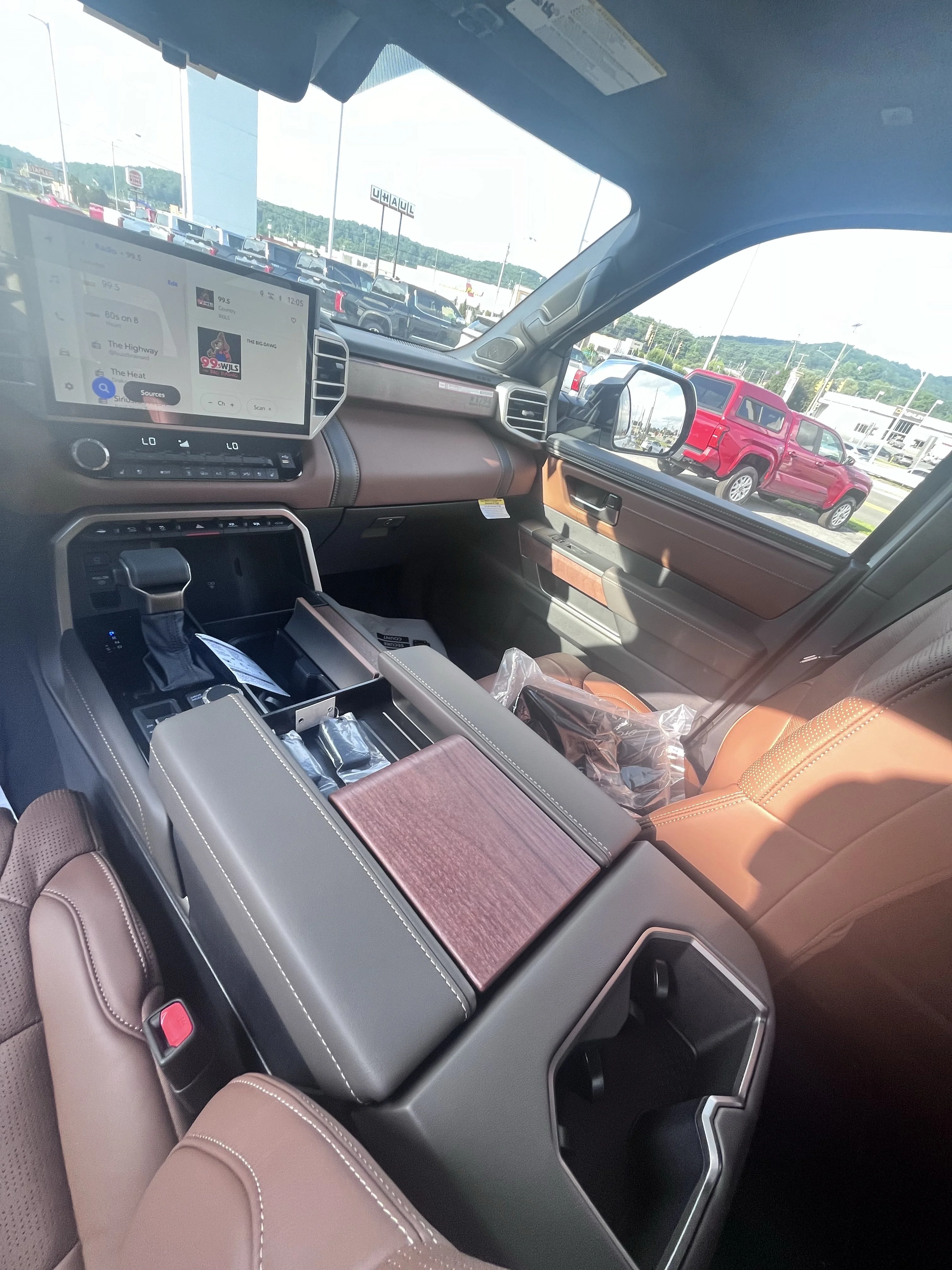 2026 Toyota Tundra 1794 Edition - Photo 12