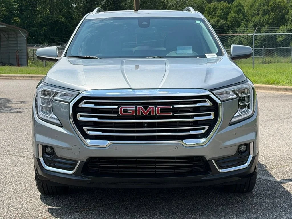 Certified Used 2023 STERLING METALLIC GMC SLT image 37