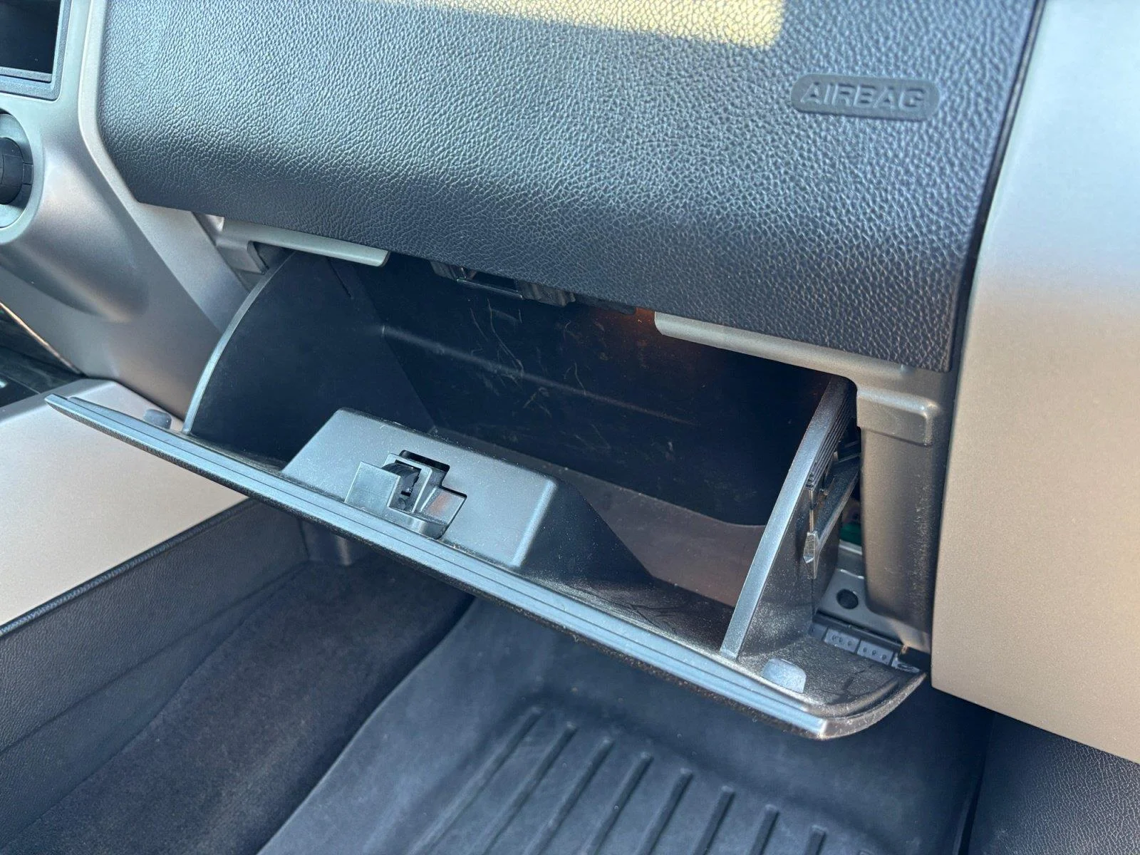 Used 2016 Magnetic Ford Limited image 52