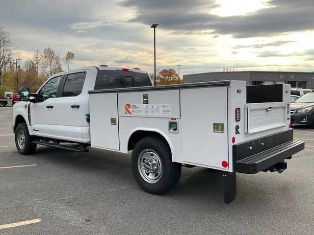 New 2026 Oxford White Ford F-350® XL image 32