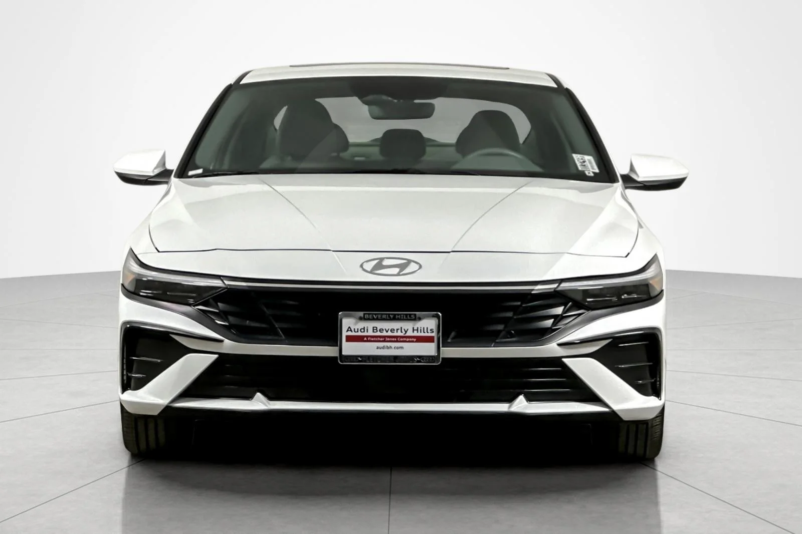 Used 2024 WHITE Hyundai SEL IVT image 8