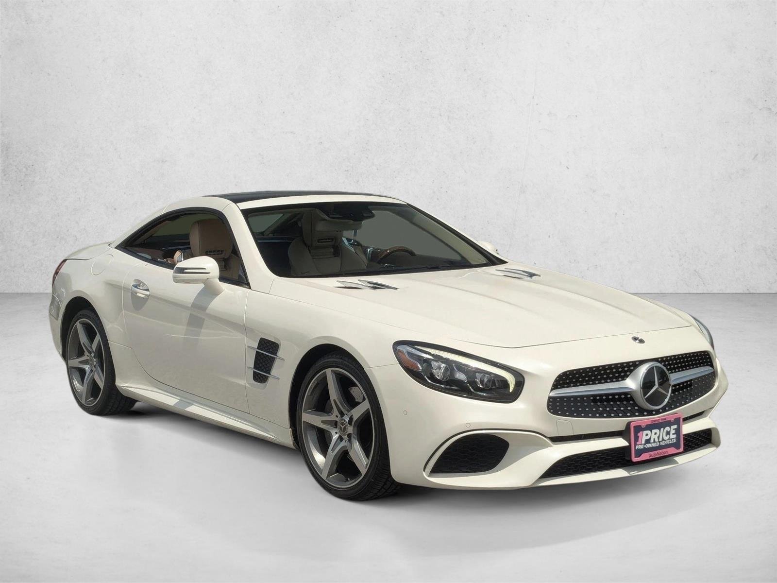 Used 2019 Designo Diamond White Metallic Mercedes-Benz SL 550 image 3