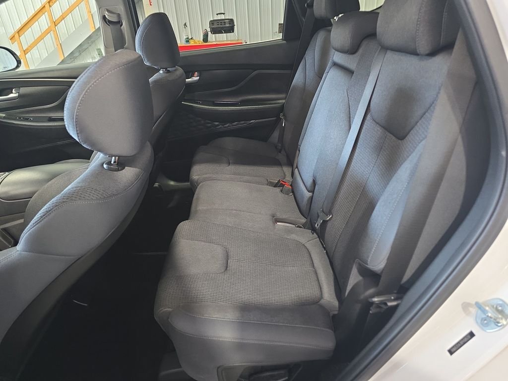 Used 2023 White Hyundai SEL image 16